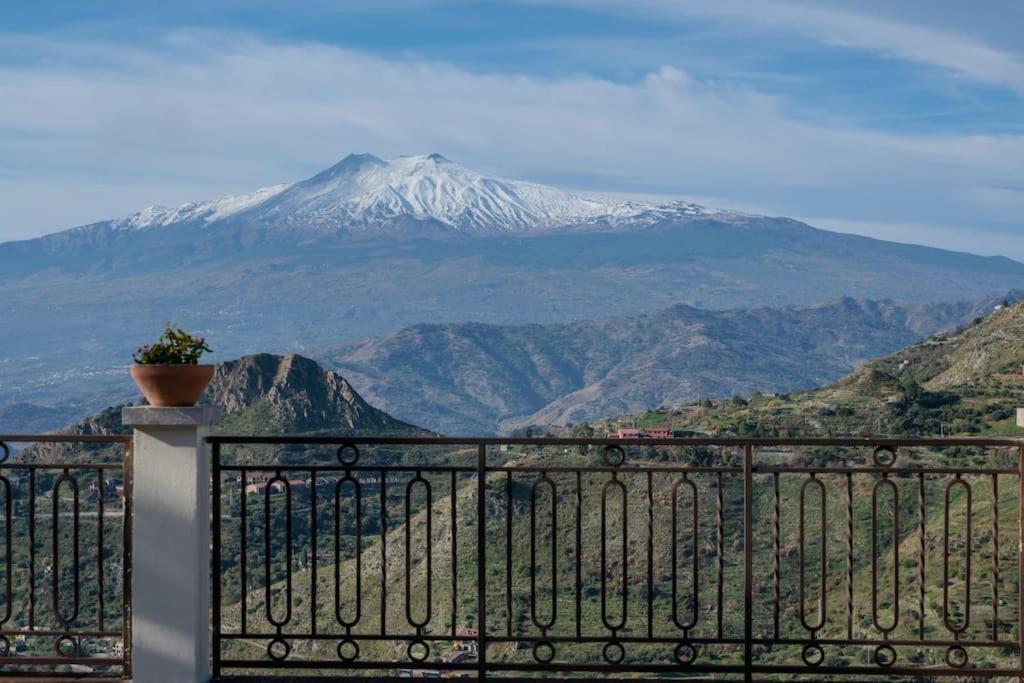 La Chicca Sicily Holiday House Castelmola Zewnętrze zdjęcie